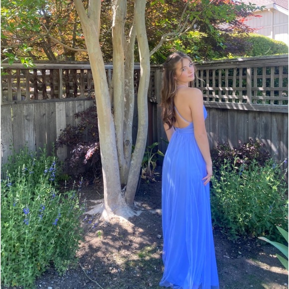 Windsor prom dress - Picture 2 of 3